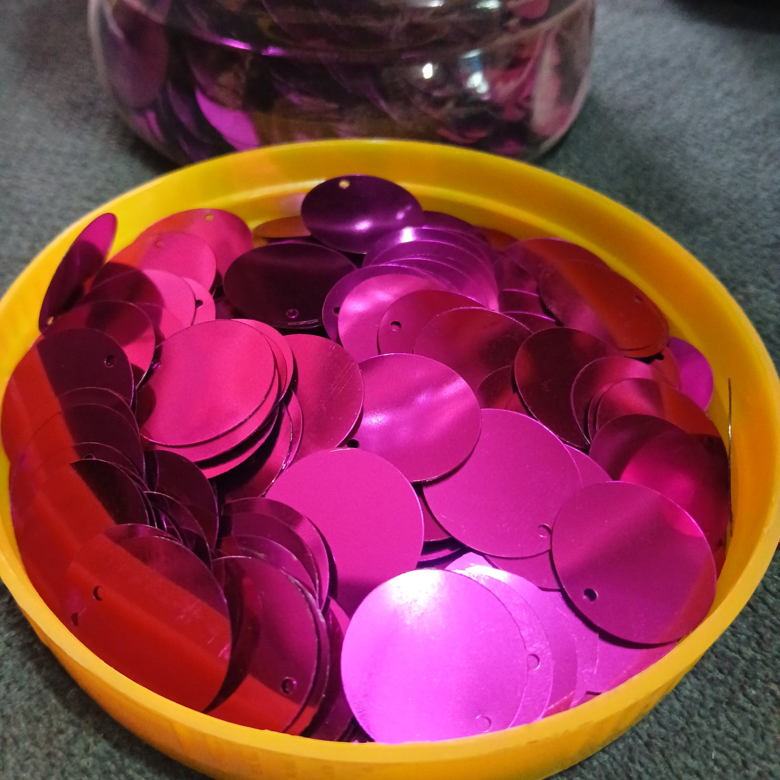 ليرات ورق ديسكو