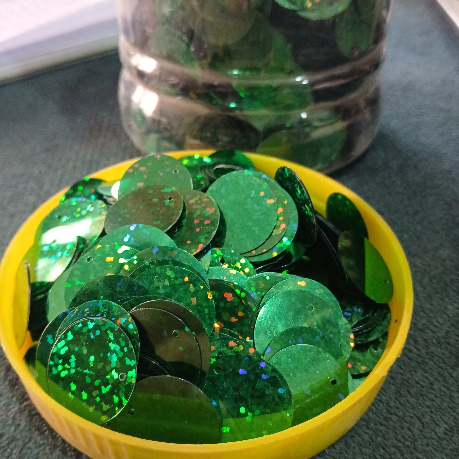 ليرات ورق ديسكو